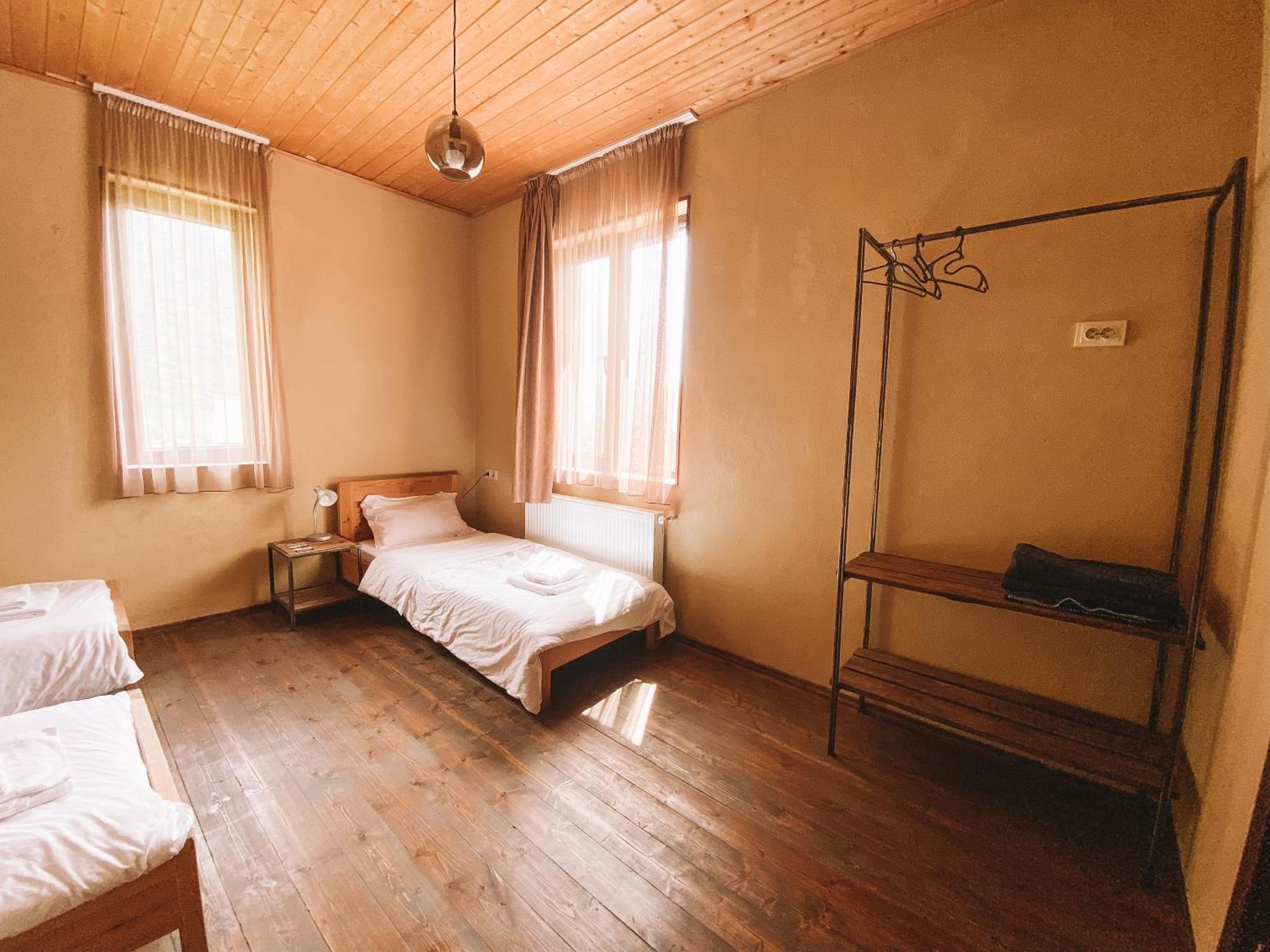 Hotel Arte In Kazbegi Exterior foto
