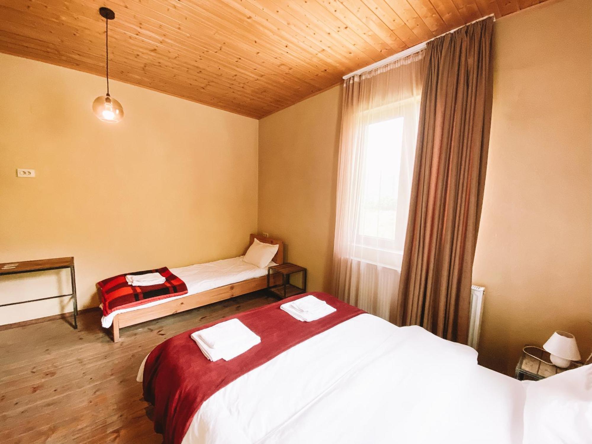 Hotel Arte In Kazbegi Exterior foto