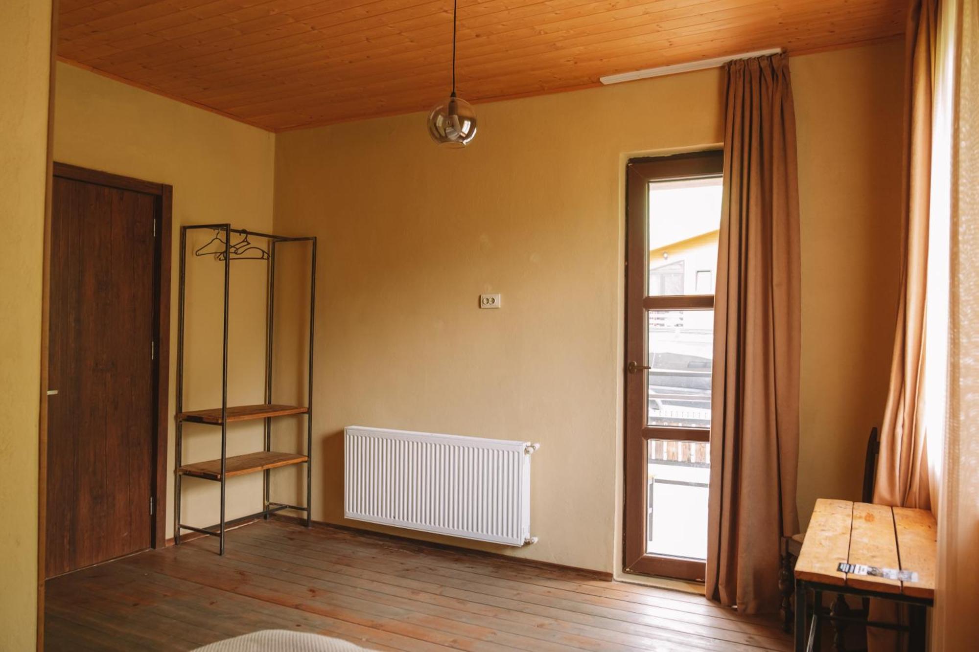 Hotel Arte In Kazbegi Exterior foto