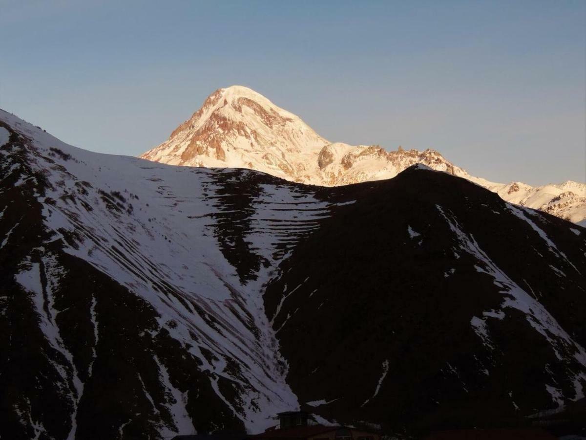 Hotel Arte In Kazbegi Exterior foto